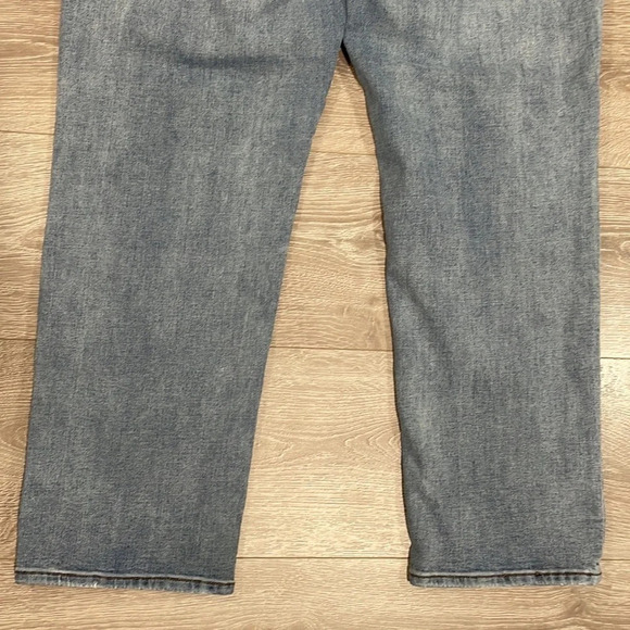 Old Navy Boyfriend Straight Embroidered Detail Distressed Patches 24 Plu… - Picture 14 of 16